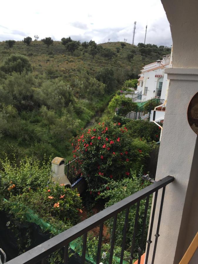 Cozy Studio In Benajarafe With Chimney Εξωτερικό φωτογραφία